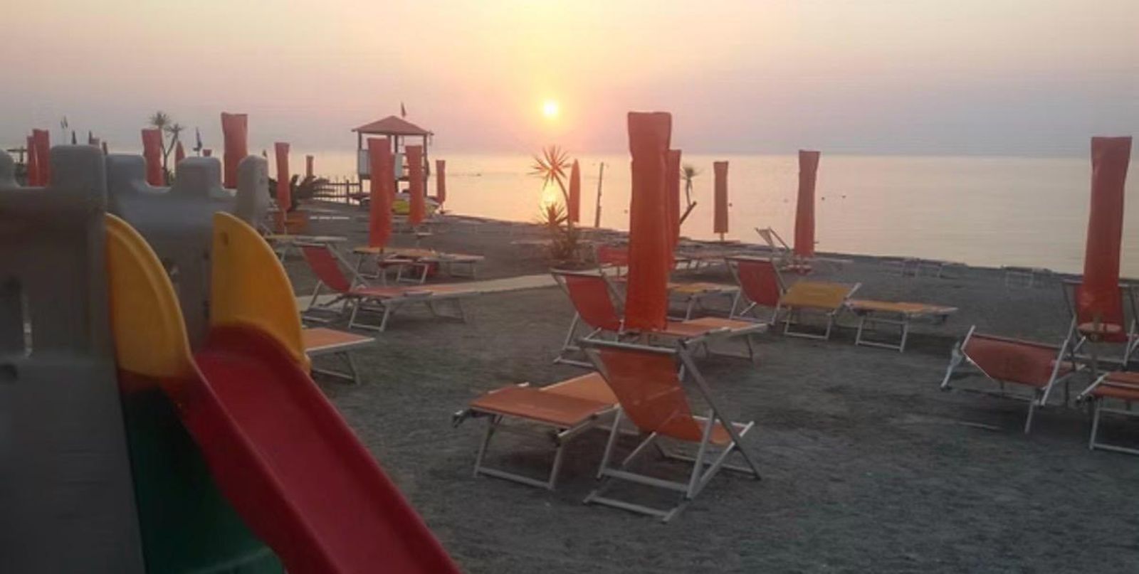 Bagni Nicolino, stabilimento balneare a Borghetto Santo Spirito